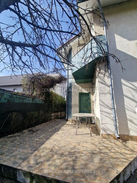 Splaiul Unirii - Calea Vitan- Mihai Bravu - Vila moderna - 330 mp, P 1E M, garaj
