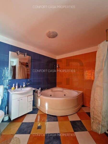 Splaiul Unirii - Calea Vitan- Mihai Bravu - Vila moderna - 330 mp, P 1E M, garaj